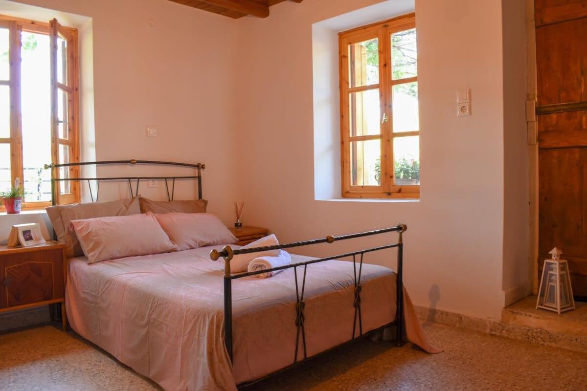 Kitriaí Coastal Stone Residence With Spectacular Scenery מראה חיצוני תמונה