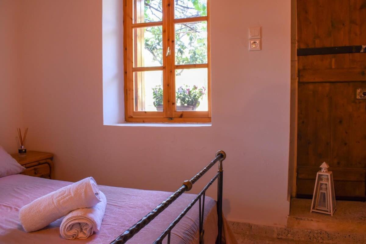 Kitriaí Coastal Stone Residence With Spectacular Scenery מראה חיצוני תמונה